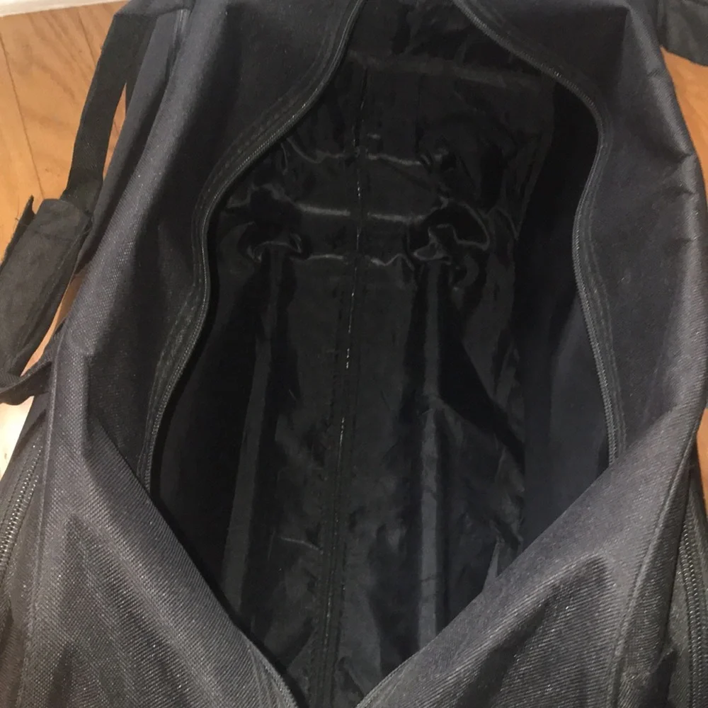 Smaller Sized Luggage Bag (22 inch)